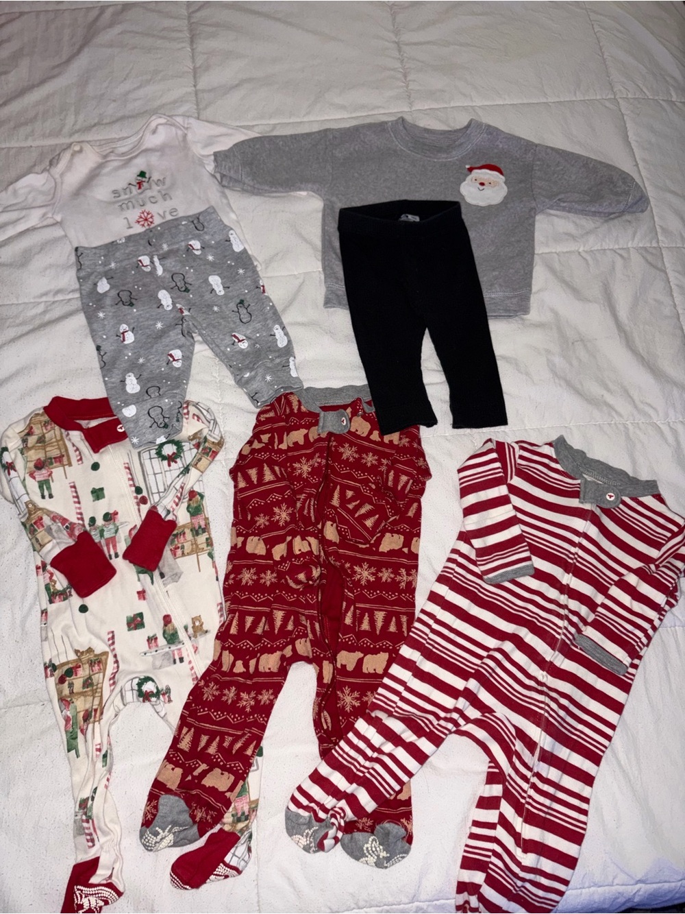 Carters & Burts Bees boy or gender neutral Christmas bundle size 0/3-3m